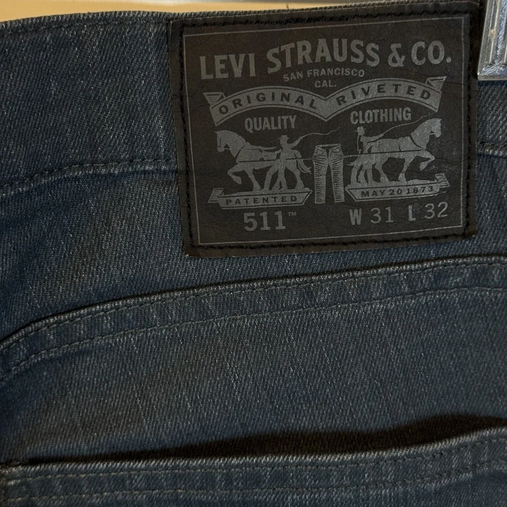 Levi's 511 Jeans Mens 31x32 Blue Slim Fit Stretch Dark Wash Denim Pants